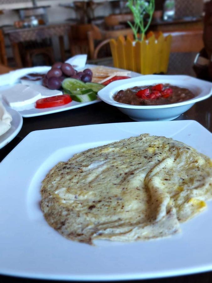 Misr Hotel Alexandria Luaran gambar