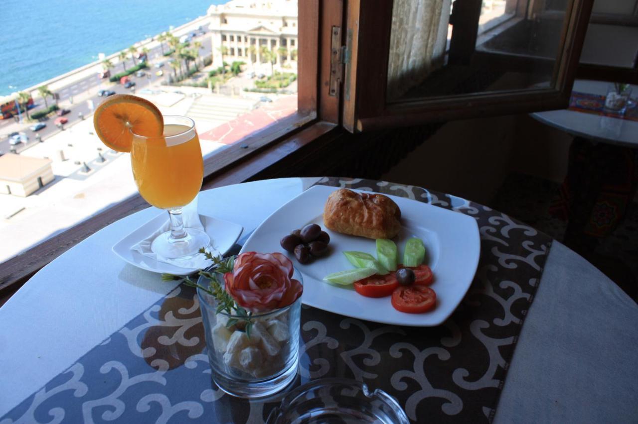 Misr Hotel Alexandria Luaran gambar